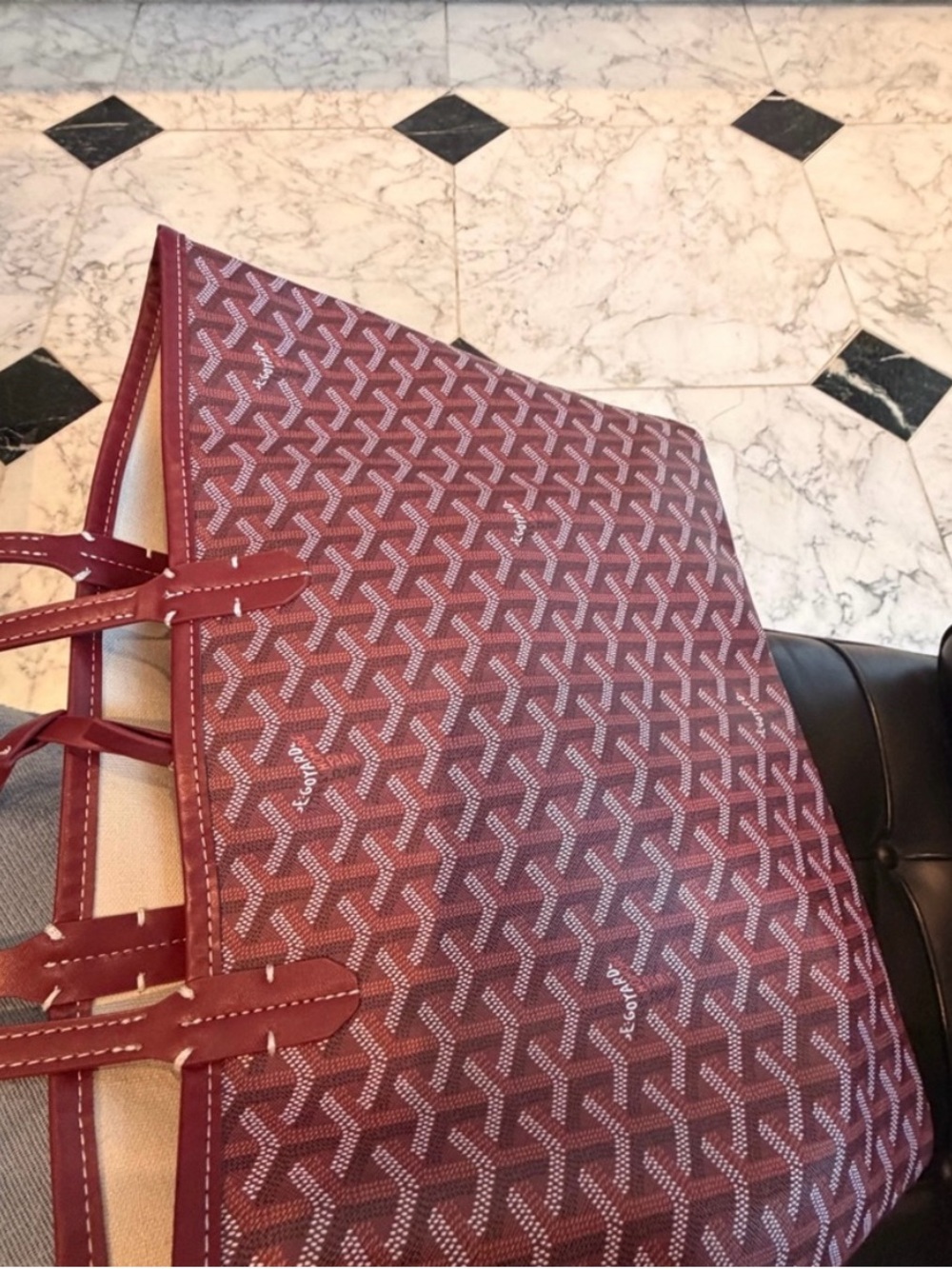 Goyard Burgundy Tote Bag - Picture 3 of 5